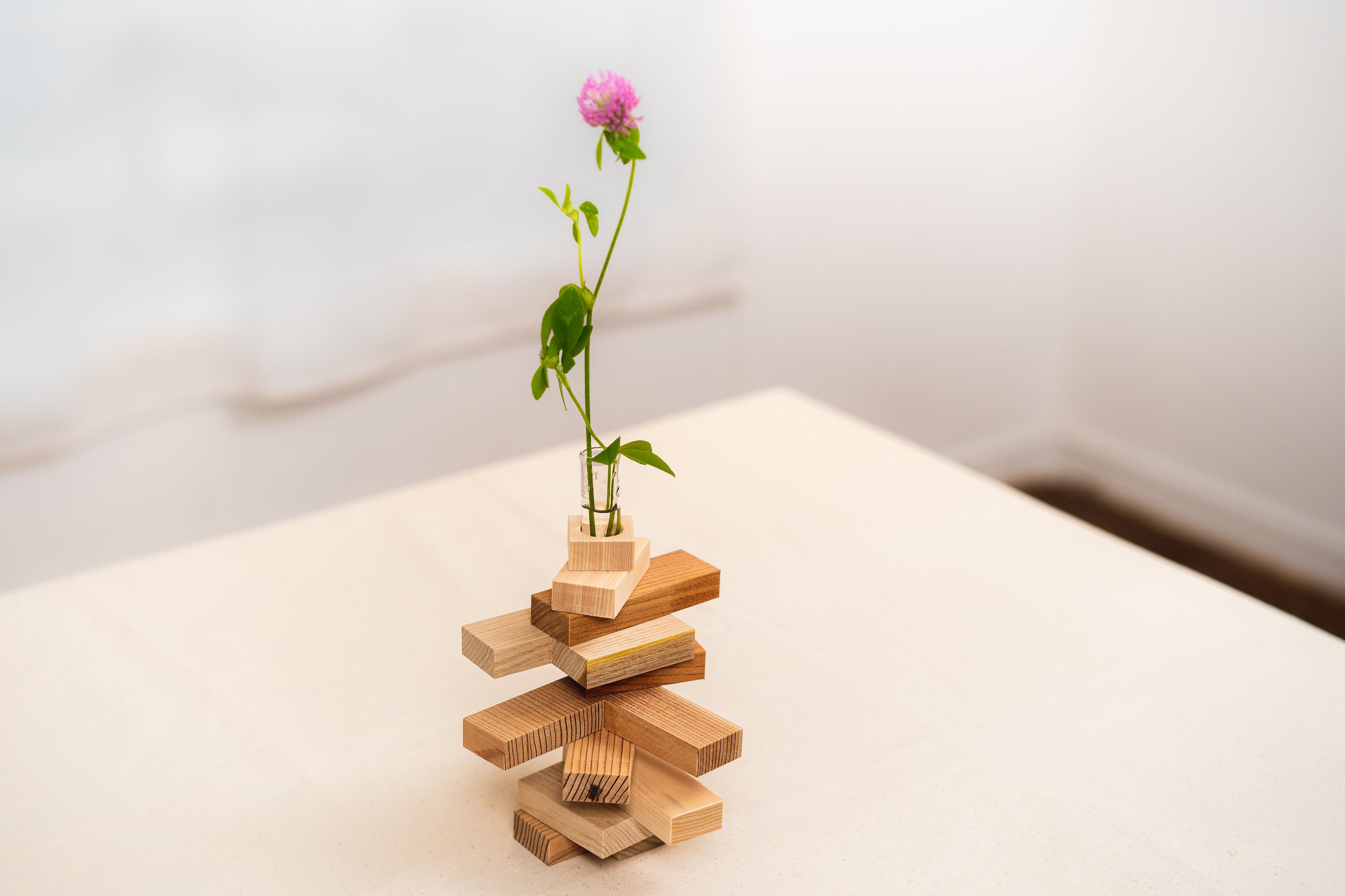 箱入り組み立て花器 yadori花ー再生ー – 日常で気兼ねなく使える工芸